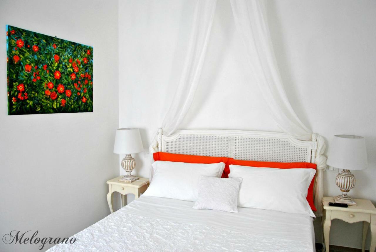 Bed And Breakfast Le Azalee Numana Exterior photo